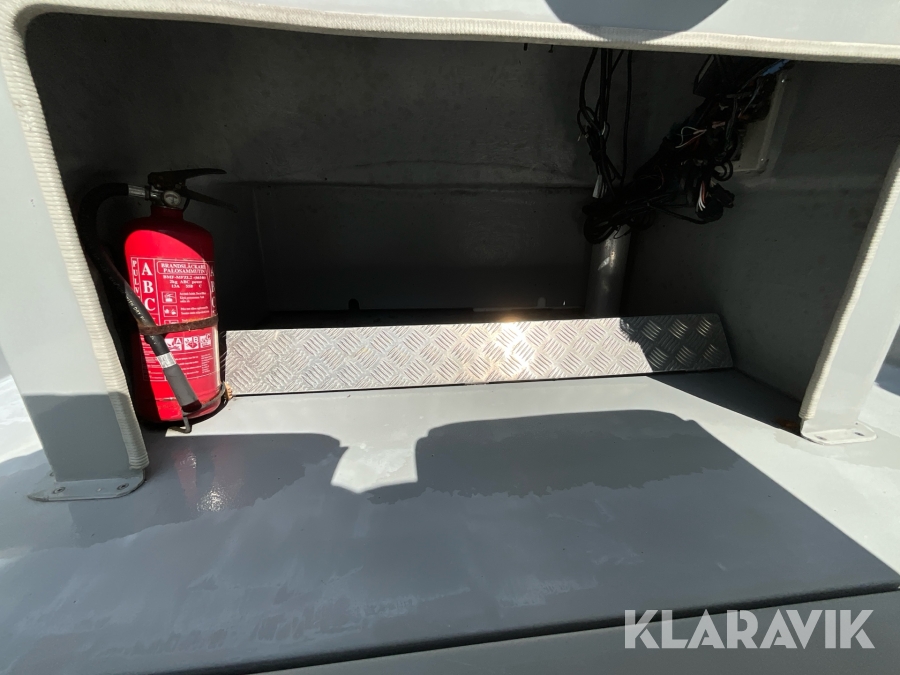 Båt Viper 630 Greyline med motor Suzuki 140hk 4-takt