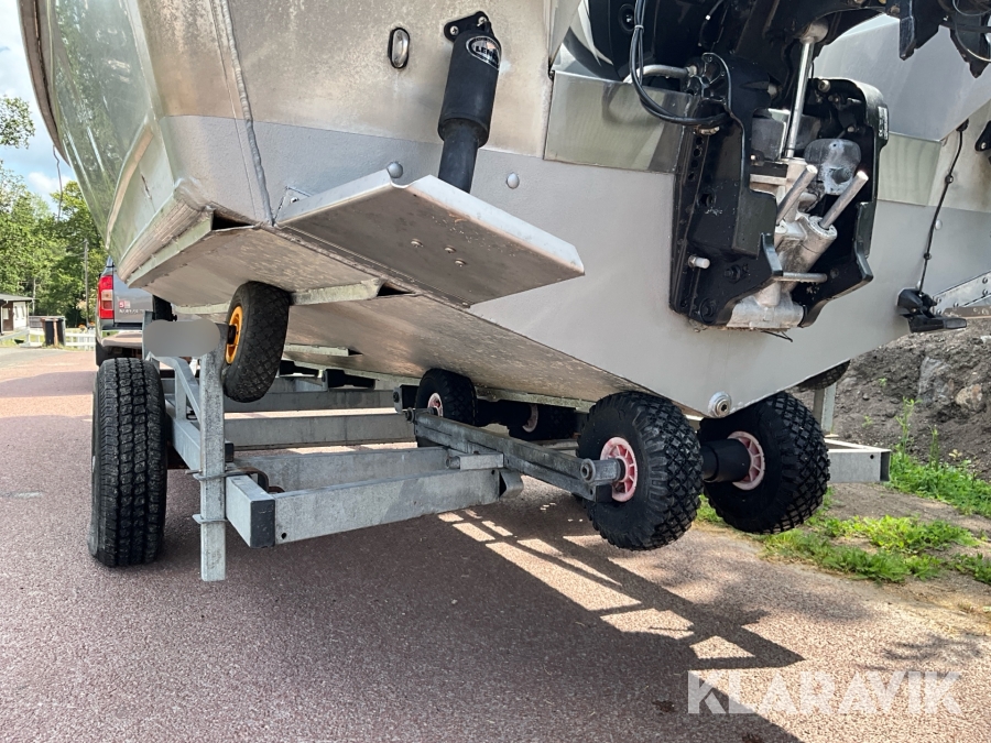 Båt Viper 630 Greyline med motor Suzuki 140hk 4-takt