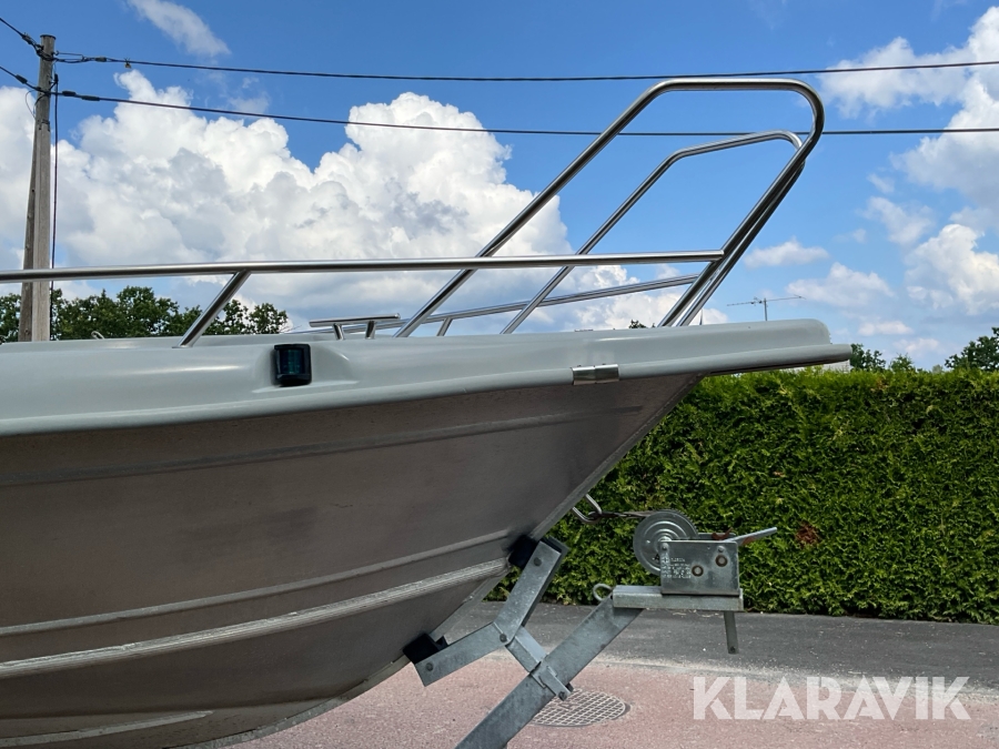 Båt Viper 630 Greyline med motor Suzuki 140hk 4-takt