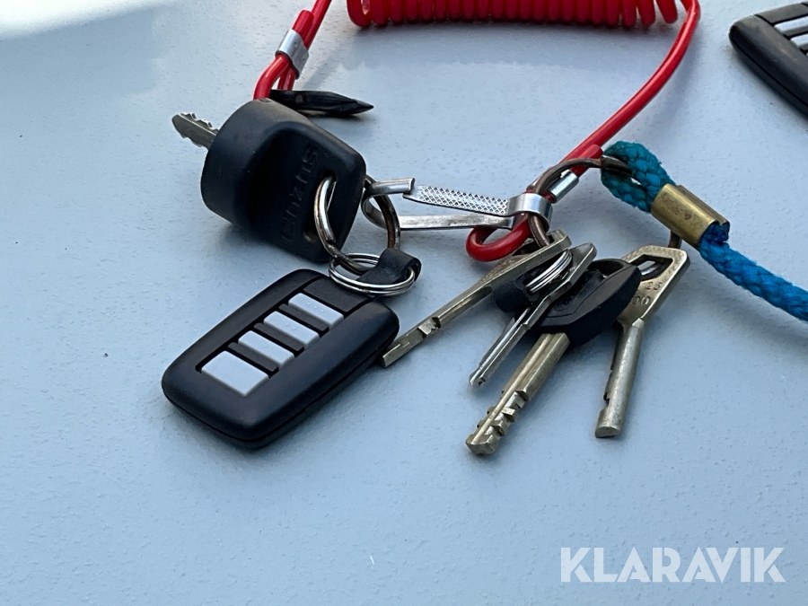 Båt Viper 630 Greyline med motor Suzuki 140hk 4-takt