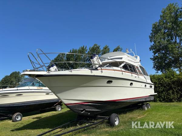 Motorbåt Nordvest 410 41fot / Flybridge / Vagn / 6 bäddar