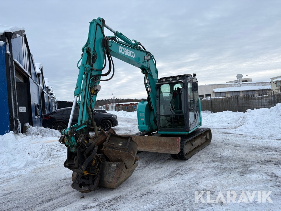 Grävmaskin Kobelco SK75SR med tiltrotator och skoppaket