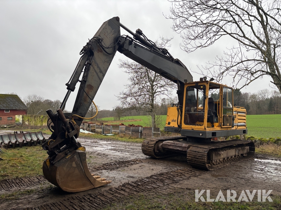 Grävmaskin Åkerman H7C med 3 redskap