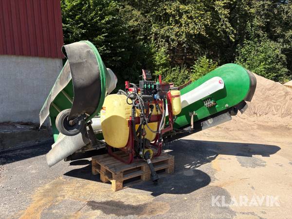 Växtskyddsspruta Hardi 400L med rogersprayer kjolar