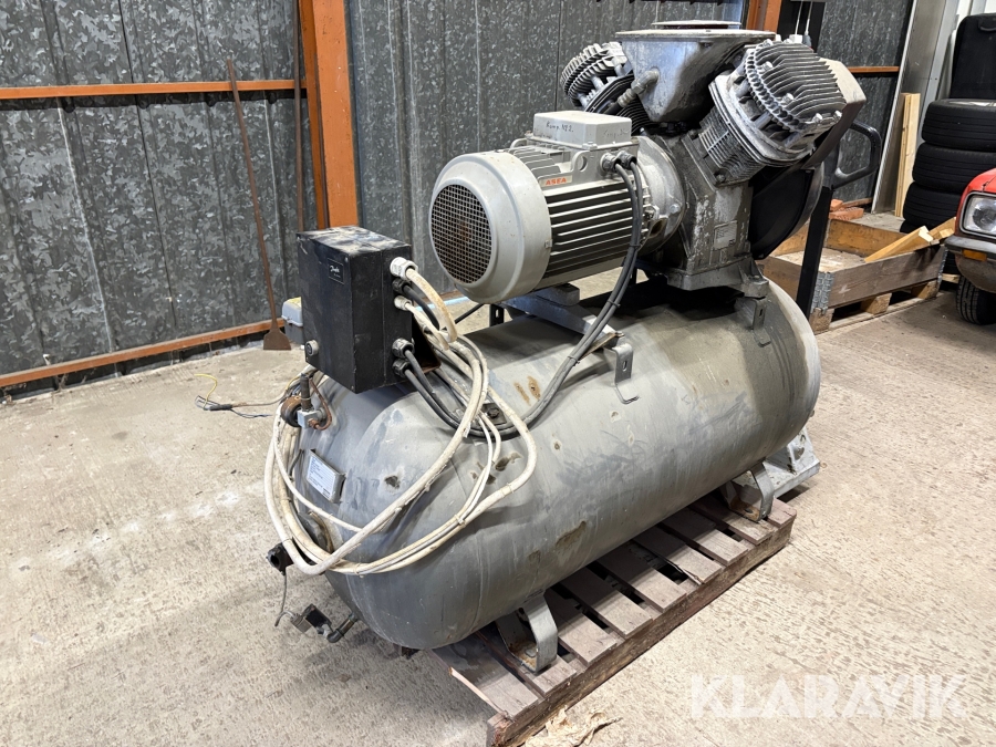 Kompressor Atlas Copco LT 12 med kyltork