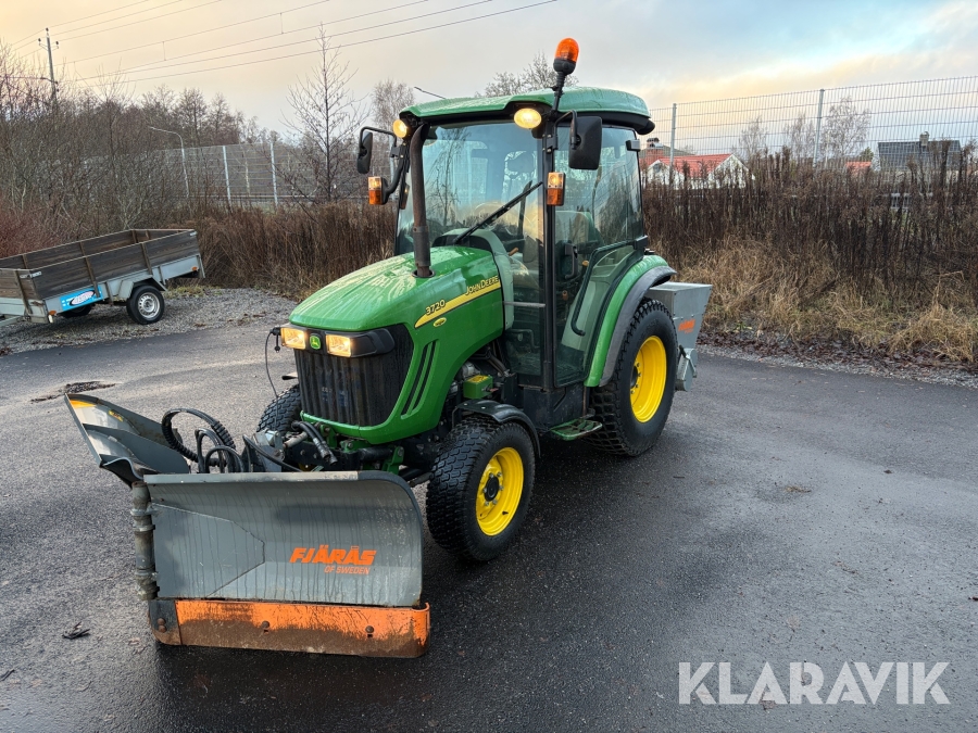 Redskapsbärare John Deere 3720