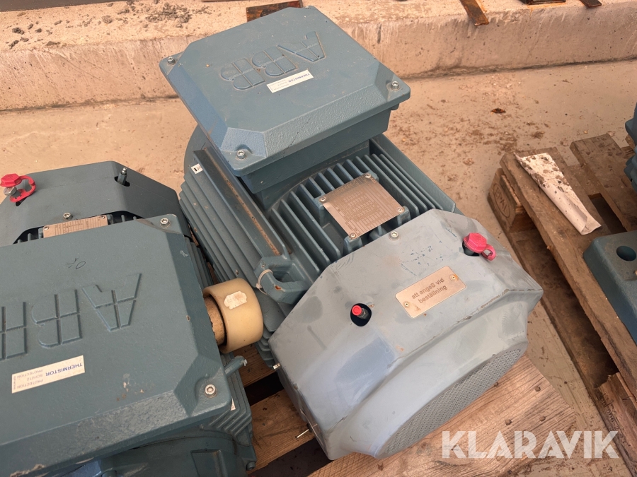 Motor ABB M3BP 180MLB4 22 kW