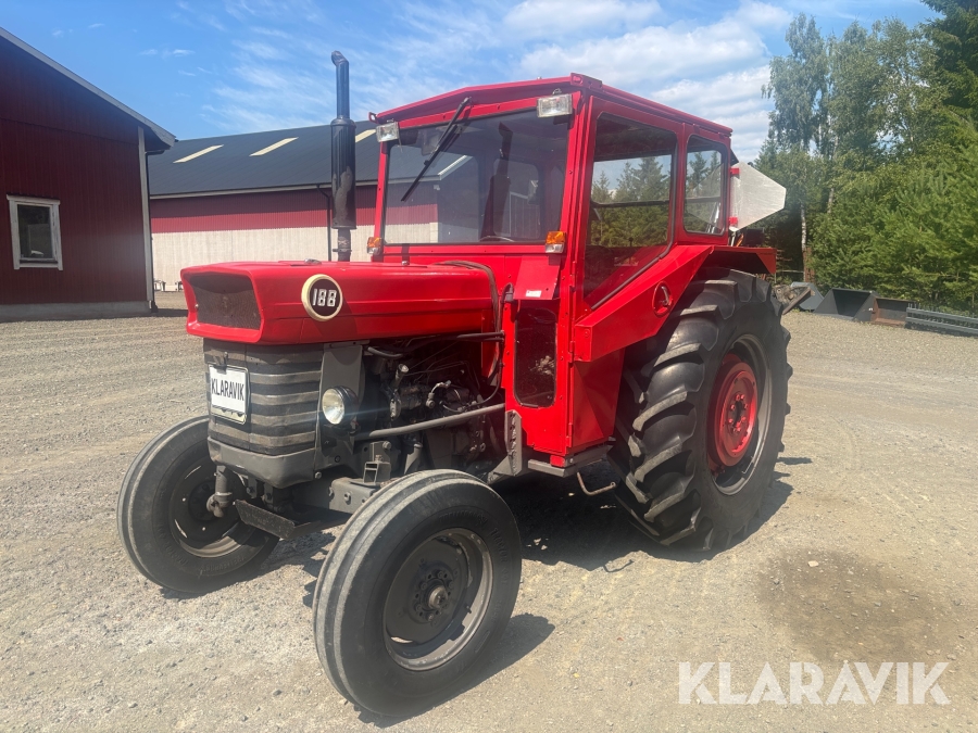Traktor Massey Ferguson 188