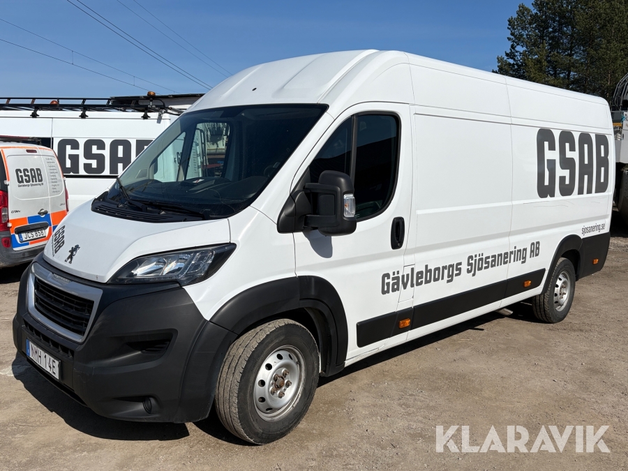 Skåpbil Peugeot Boxer 2.2 BlueHDi 165