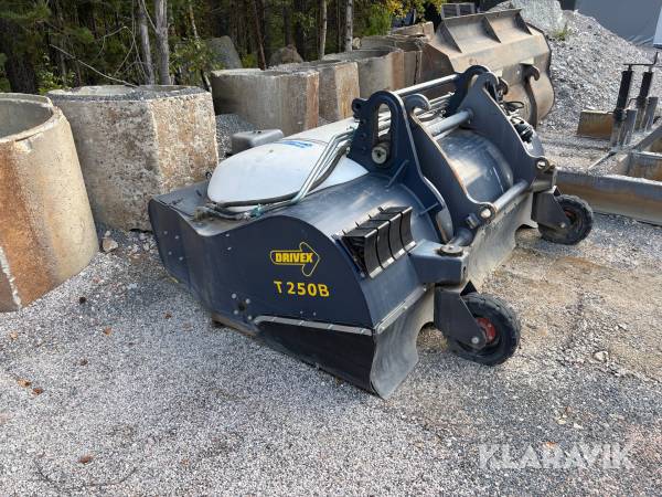 Frontsopmaskin Drivex T250B