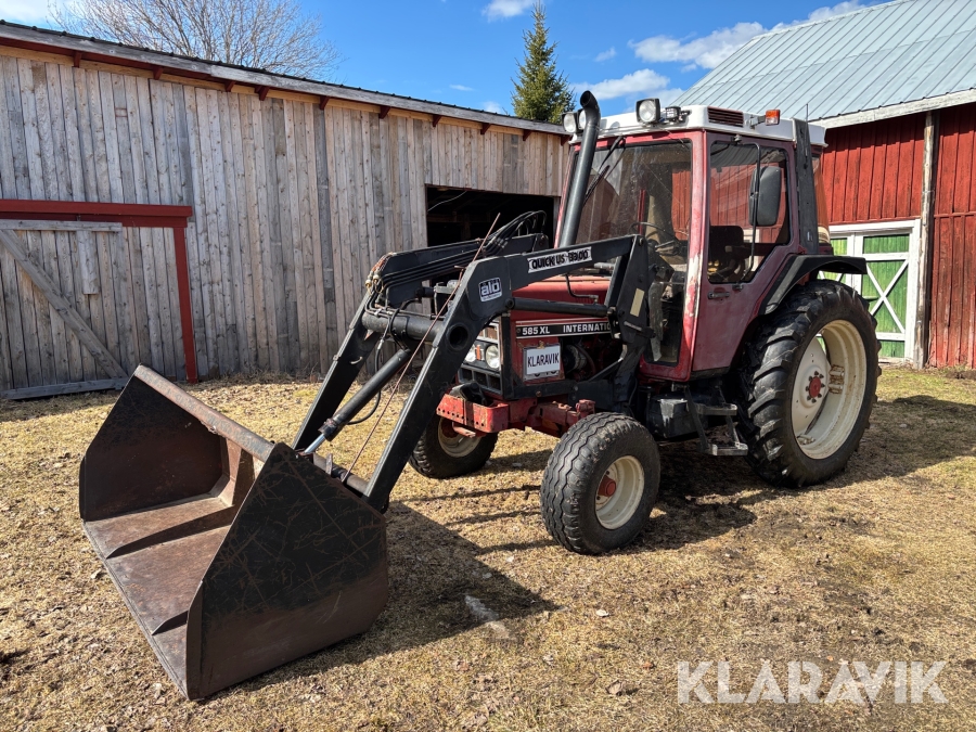 Traktor Case IH 585XL