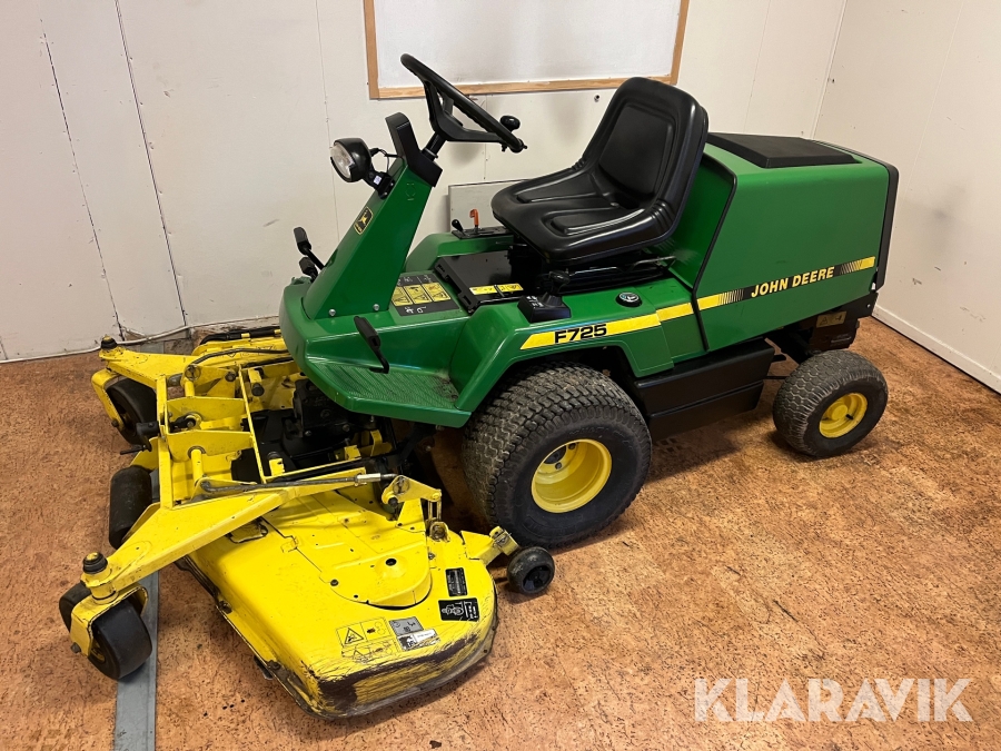 Åkgräsklippare John Deere F725