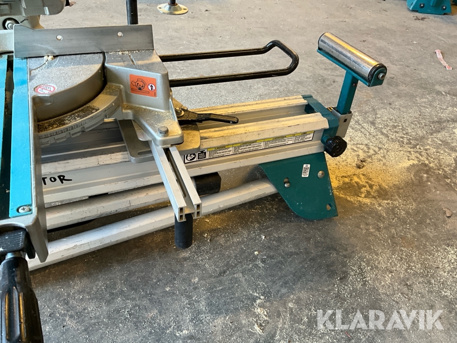 Kap- och gersåg Makita DLS714 med sågbord