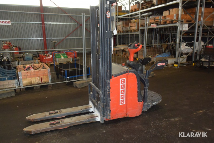 Ledstaplare / ståtruck