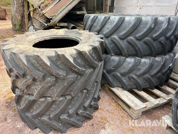 Traktordäck BKT Agrimax Firestone 4st