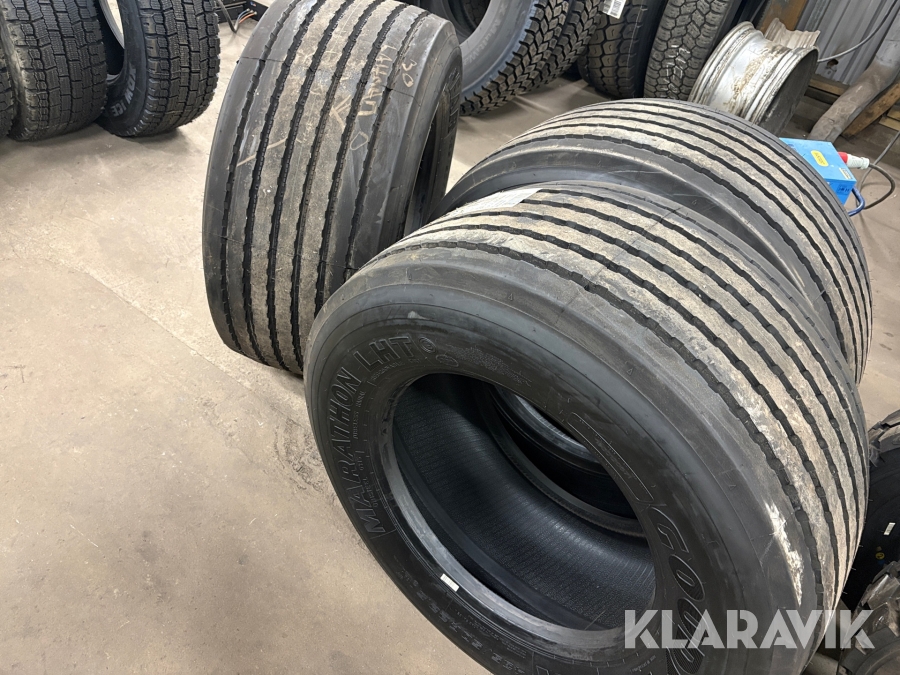 Lastbilsdäck Goodyear 435/50R22,5 3 st