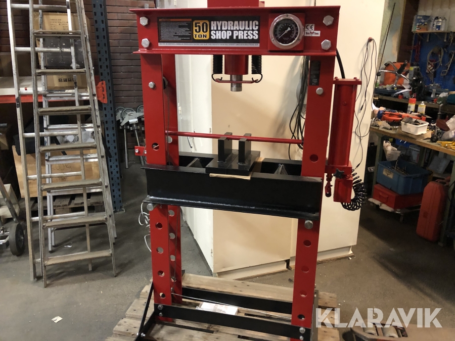 Verkstadspress 50t. Lufthydraulisk Redtool