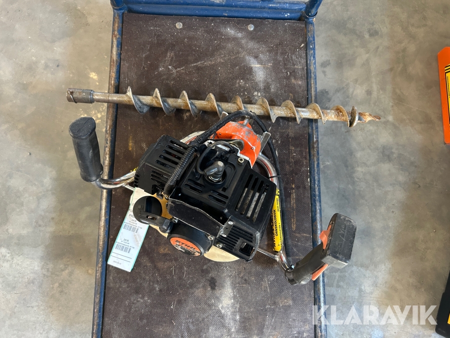 Jordborr Stihl BT106