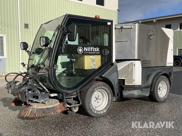 Sopmaskin / redskapsbärare Nilfisk City Ranger 3500
