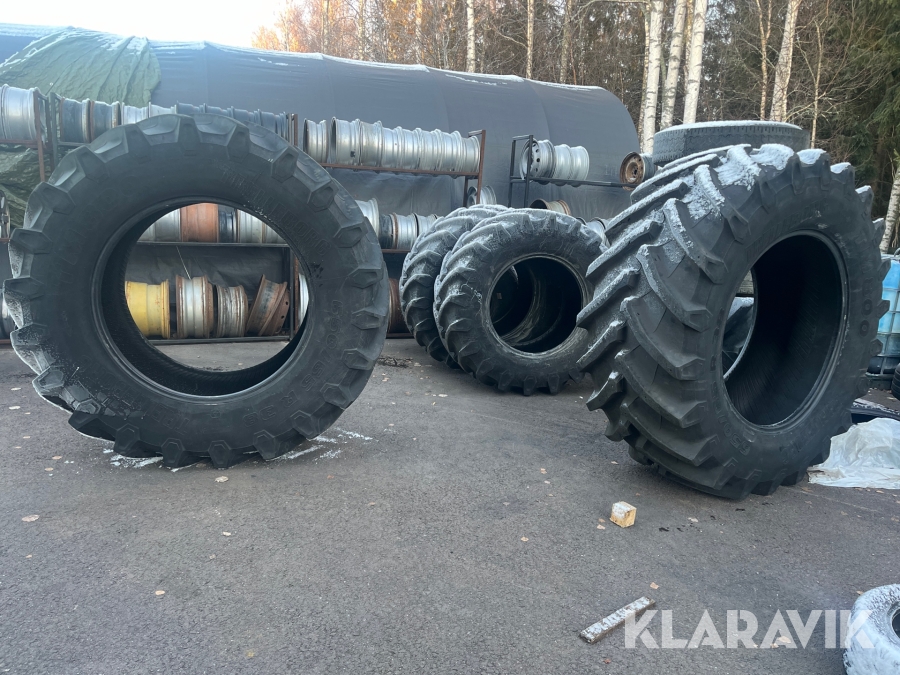 Traktordäck Trelleborg TM 800 650/65 R 38 och 540/65 R 28 4st