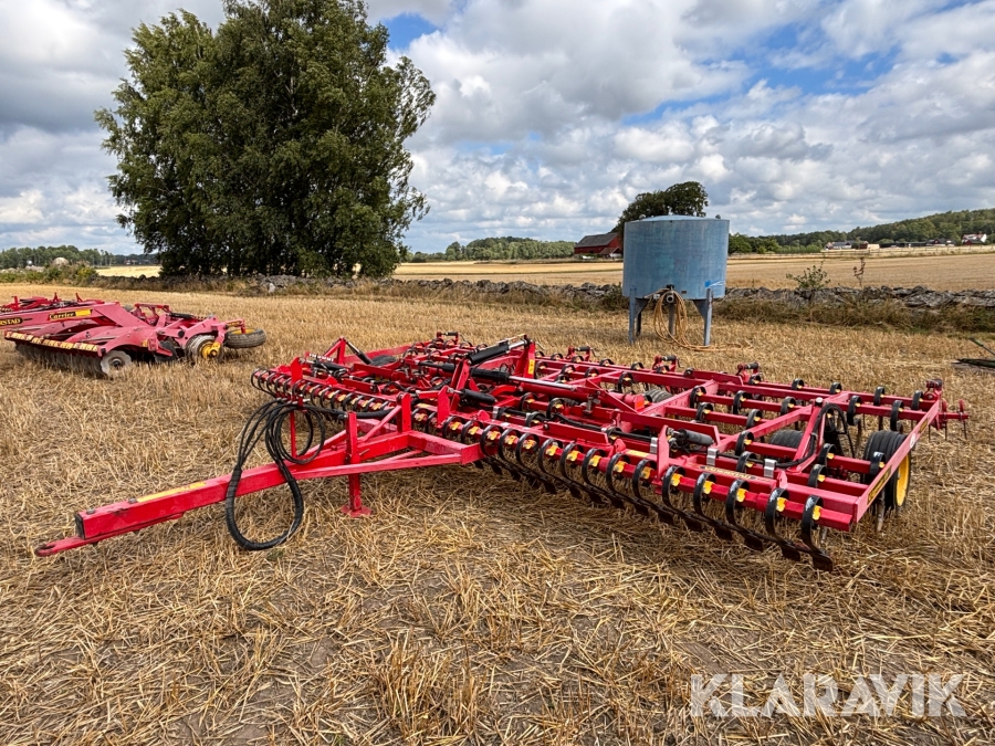 Såbäddsharv Väderstad NZ-Aggressive 600T