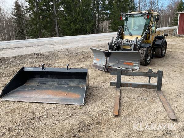 Redskapsbärare Wille 455 med redskap