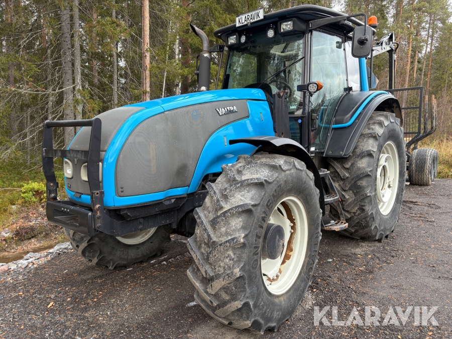 Traktor Valtra T191 Twintrack