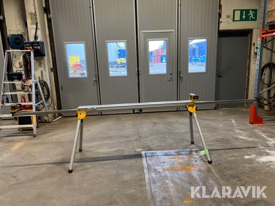 Sågbänk Dewalt DE7023