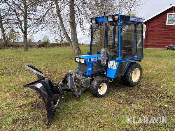 Trädgårdstraktor Iseki 2140 med vikplog