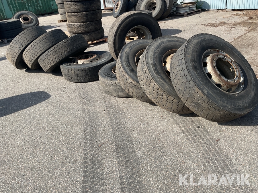Däck med fälg Michelin XMulti HD 315/80R22.5 9st