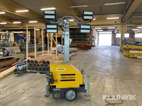 Lysmast Atlas Copco QLB 02 4x150W