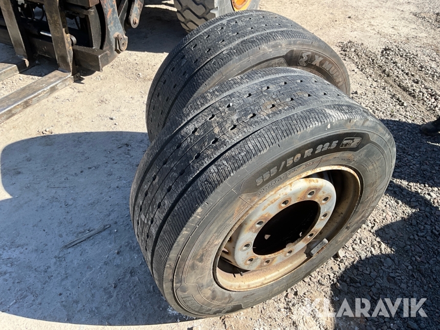 Lastbilsdäck Michelin 355/50-22,5 2st