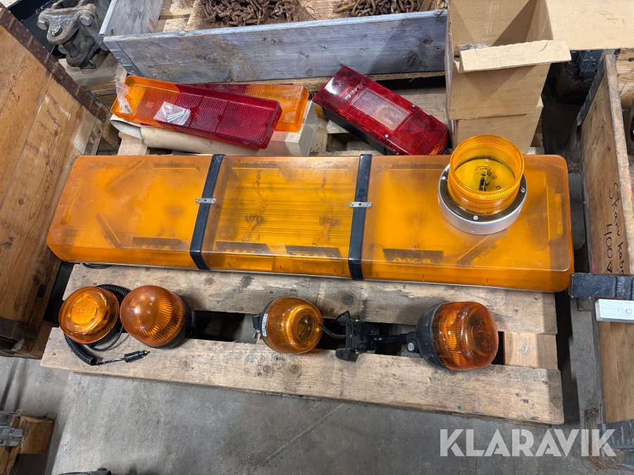 Blandpall med blixtljus  och andra lampor