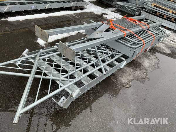 Brand/Evakueringstrappa Eurostair Rak, varmgalvad med förhöjning och vilplan, 1 st