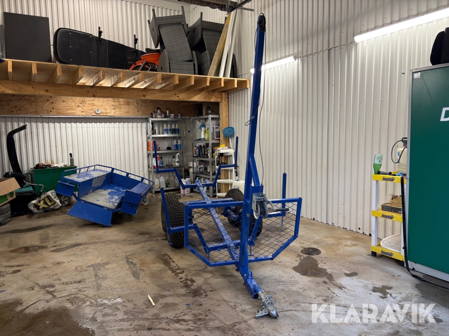 Skogskärra med flak