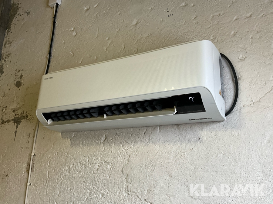 Luftvärmepump Samsung AR12TXFYBWKX