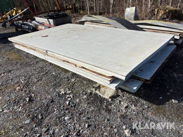 Isolerade skåpsväggar