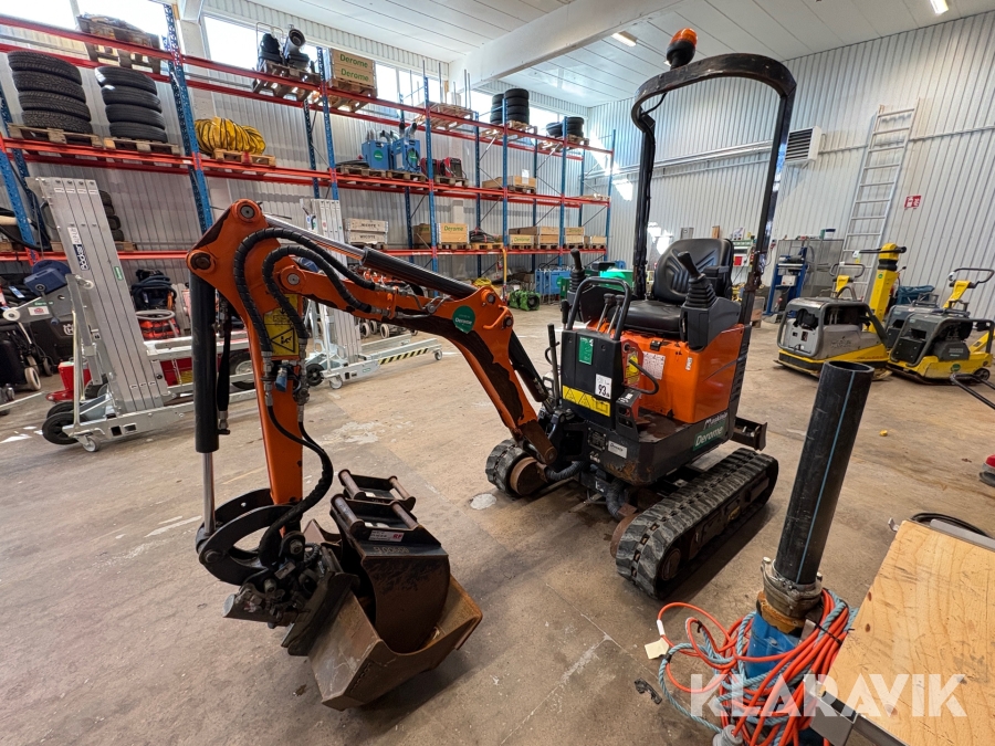 Grävmaskin Doosan DX10Z med skoppaket