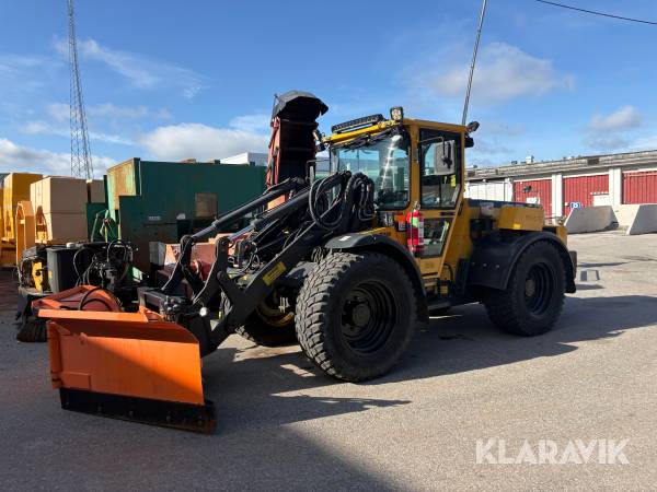 Hjullastare Lundberg 6220 med vikplog & skopa
