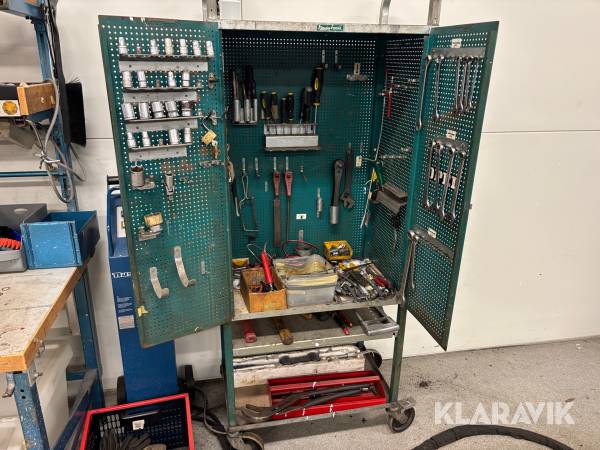 Verkstygsskåp Kamasa-Tools på hjul med verktyg