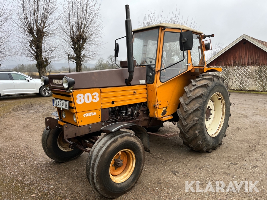 Traktor Valmet 803