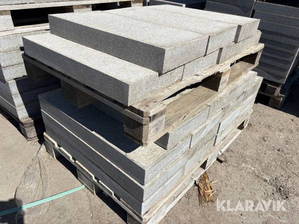 Parti granitplattor 650x300x80mm & 750x300x80mm