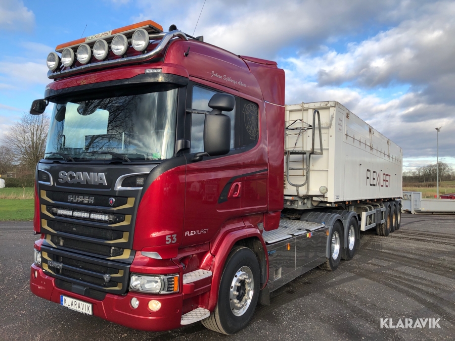 Dragbil Scania R520 med hydraulik
