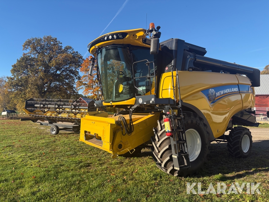Skördetröska New Holland CX5.80