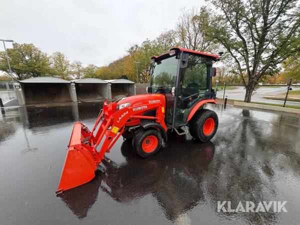 Traktor Kubot B2650 Med Frontlastare
