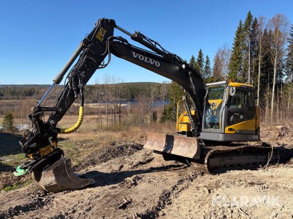 Grävmaskin Volvo ECR145DL med planeringsskopa
