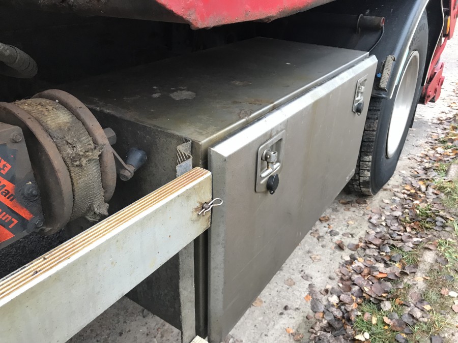 Liftdumper SCANIA P310 + container 8 kbm