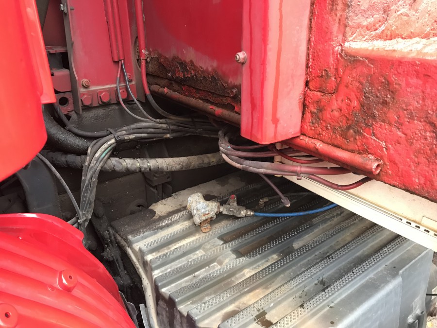 Liftdumper SCANIA P310 + container 8 kbm