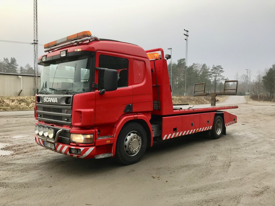 Bärgningsbil Scania med utrustning