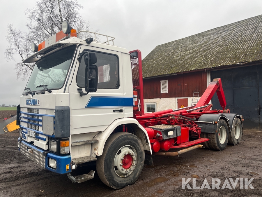 Lastväxlare/Krokbil Scania 112H veteran